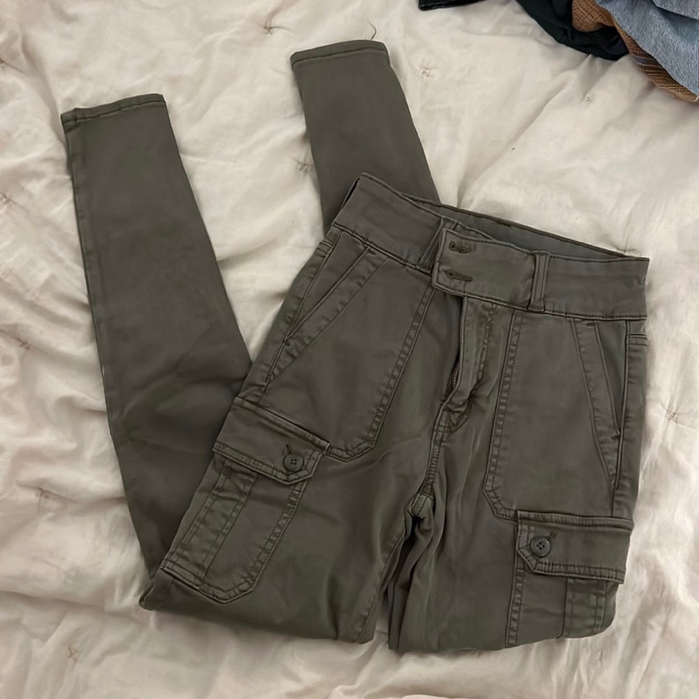 american eagle cargos